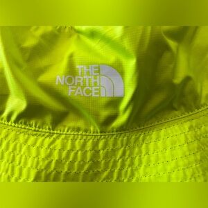 THE NORTH FACE neon green bucket hat